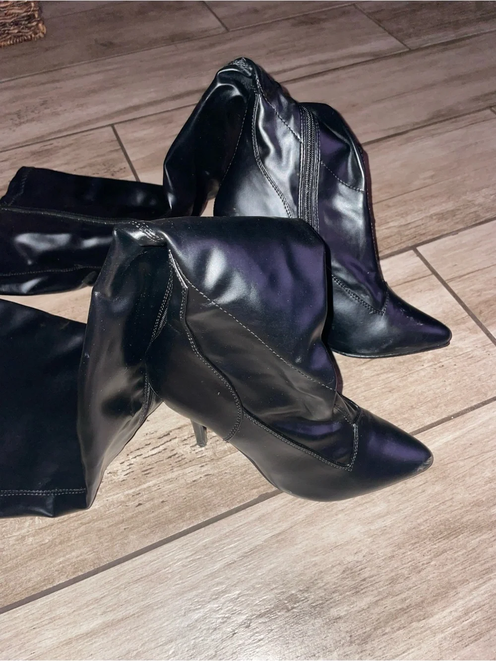 Pleaser USA footwear, Seduce-3000 model knee-high boots, Size 9